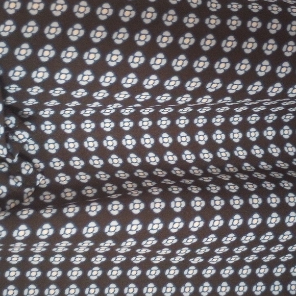 Who What Wear sleeveless blouse - Picture 3 of 9